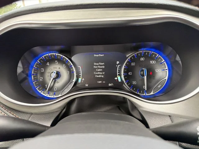 Used 2026 Red Chrysler Pinnacle image 31