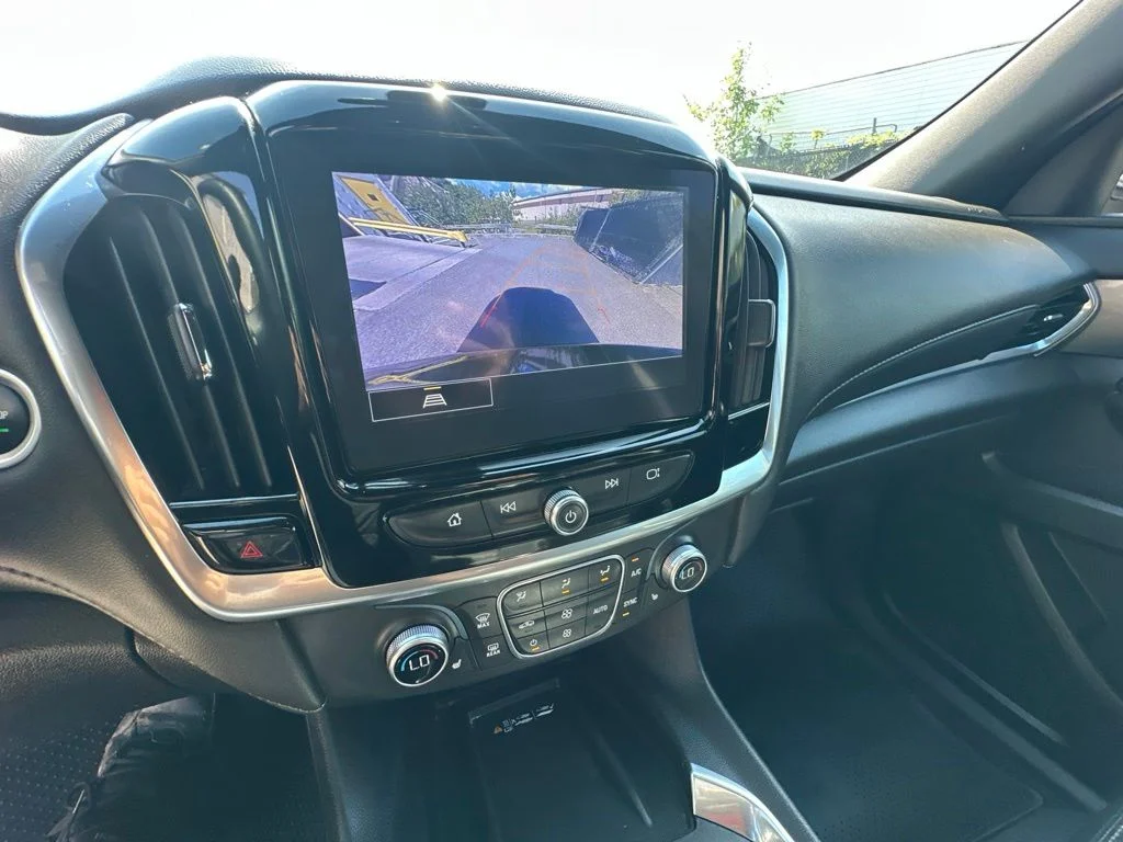 Used 2024 Black Chevrolet LT Cloth image 20