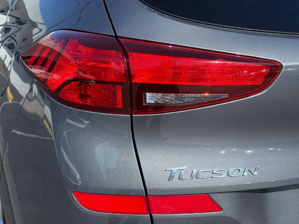 Used 2019  Hyundai Value image 10