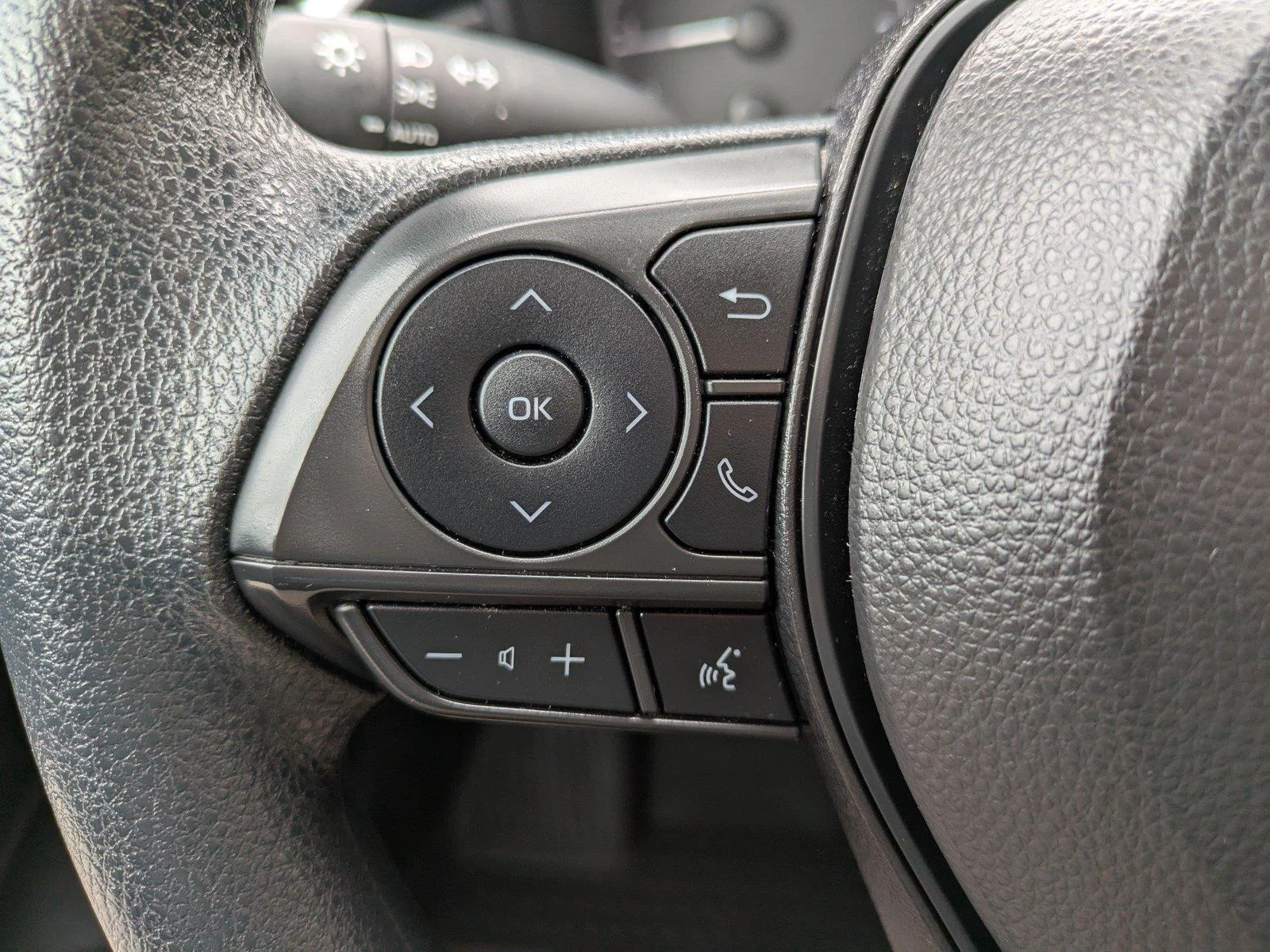 Certified Used 2024  Toyota LE image 22