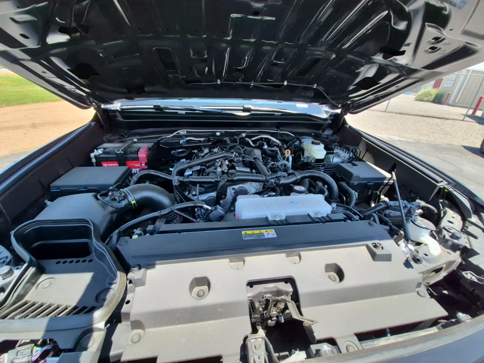 2026 Toyota Tacoma SR5 - Photo 9