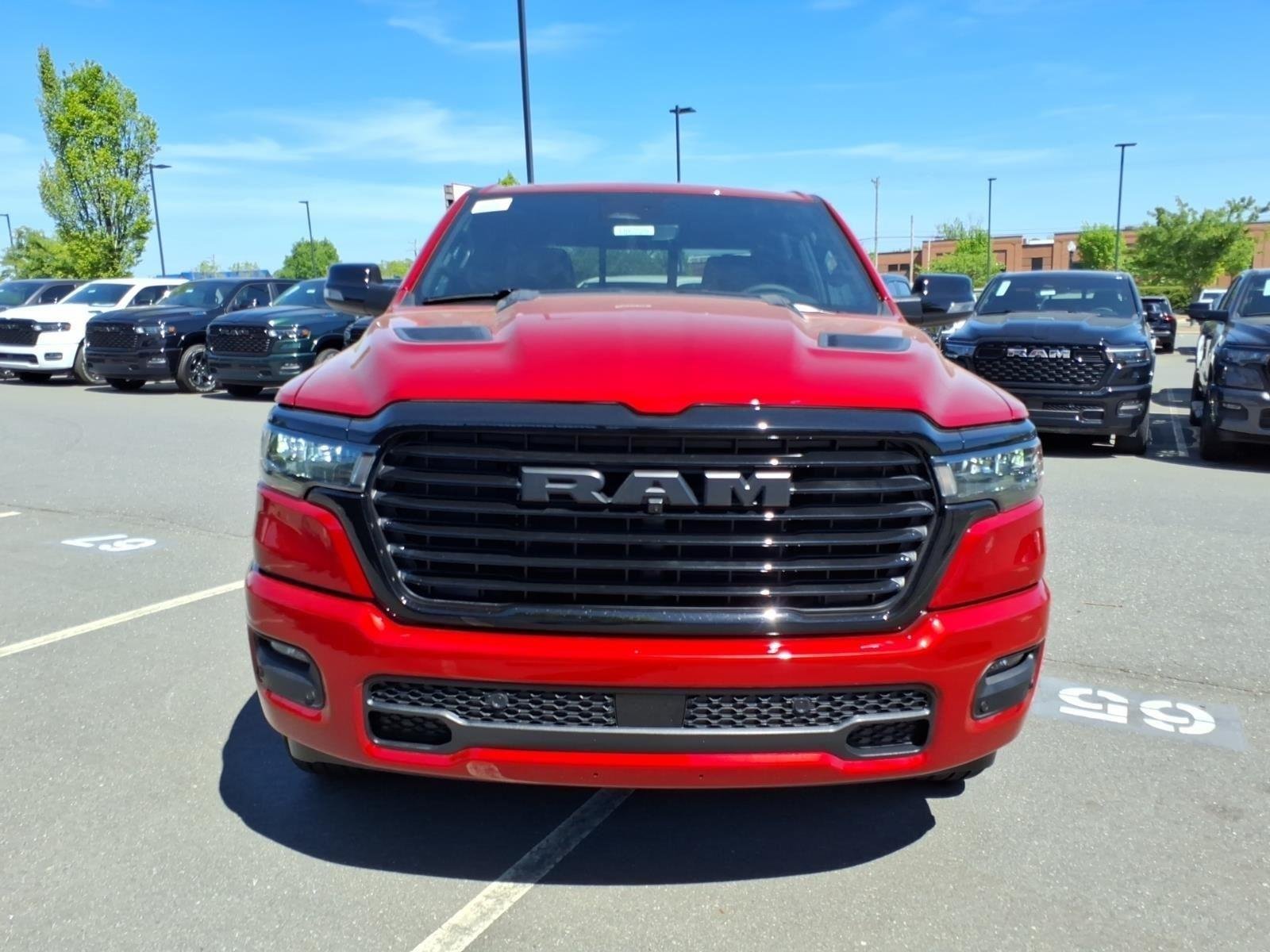 New 2026 Molten Red Pearl-Coat Exterior Paint RAM Laramie image 12