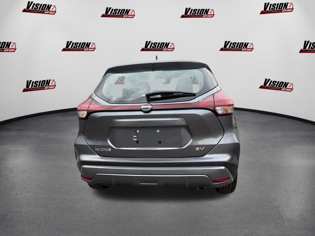 Used 2024 Gray Nissan SV image 6