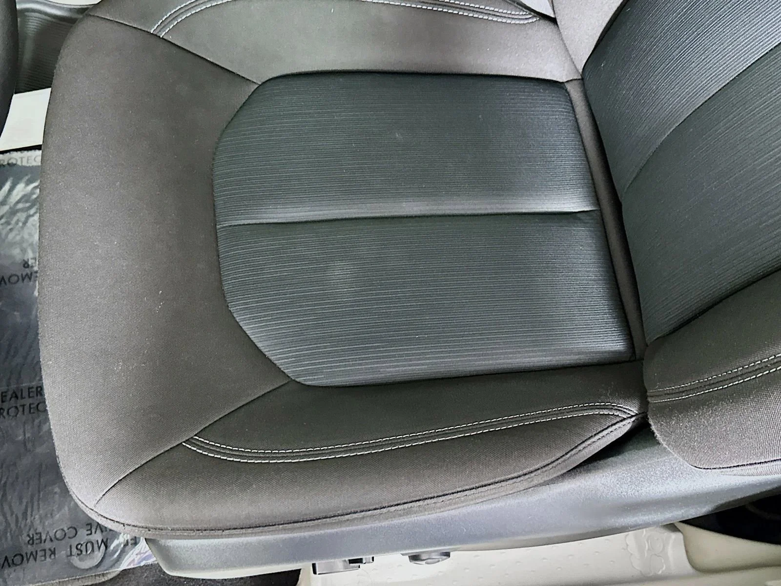 Used 2023 White Chrysler LX image 19