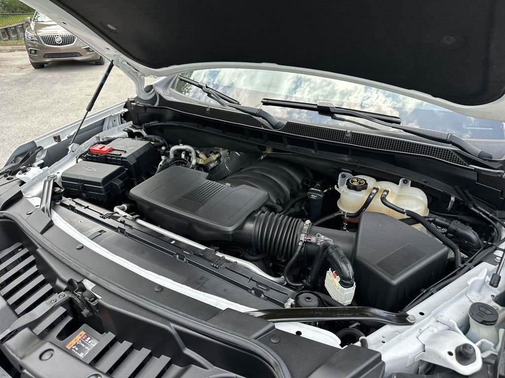 Used 2023 Summit White Chevrolet LT image 29