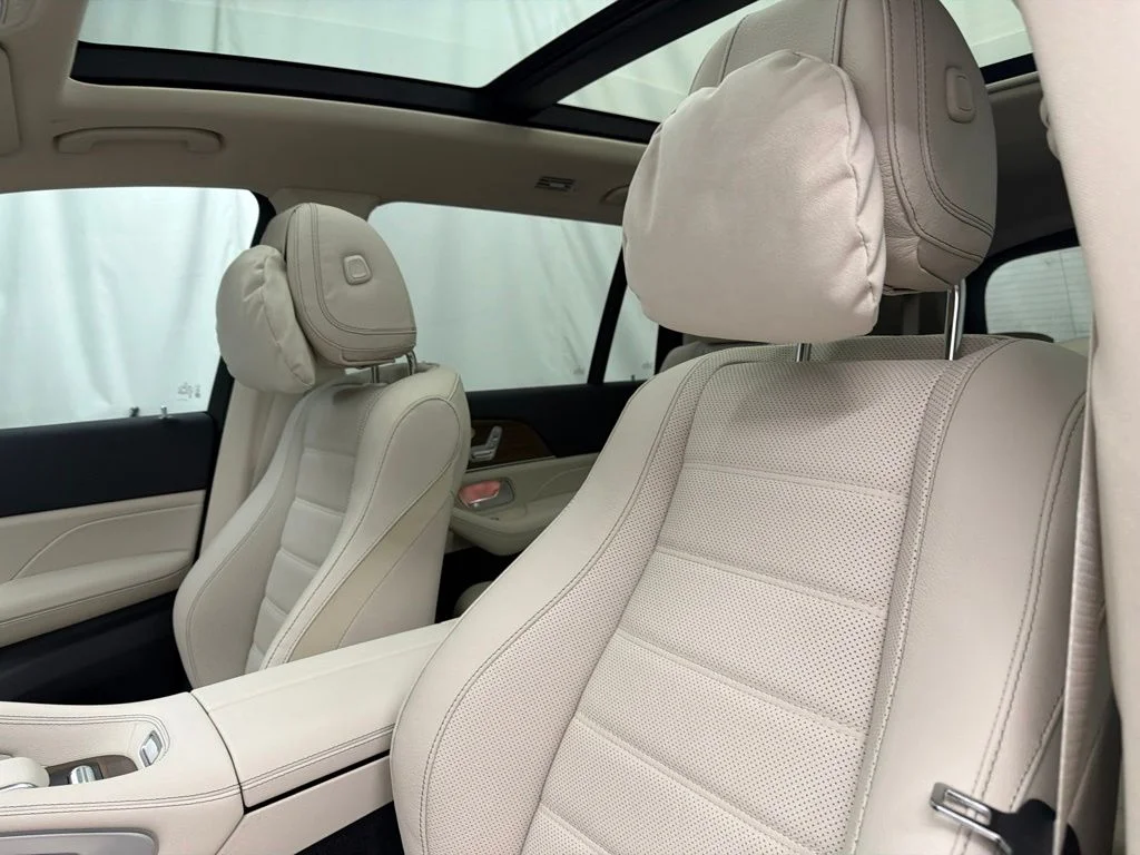 New 2026 White Mercedes-Benz GLS 450 image 13