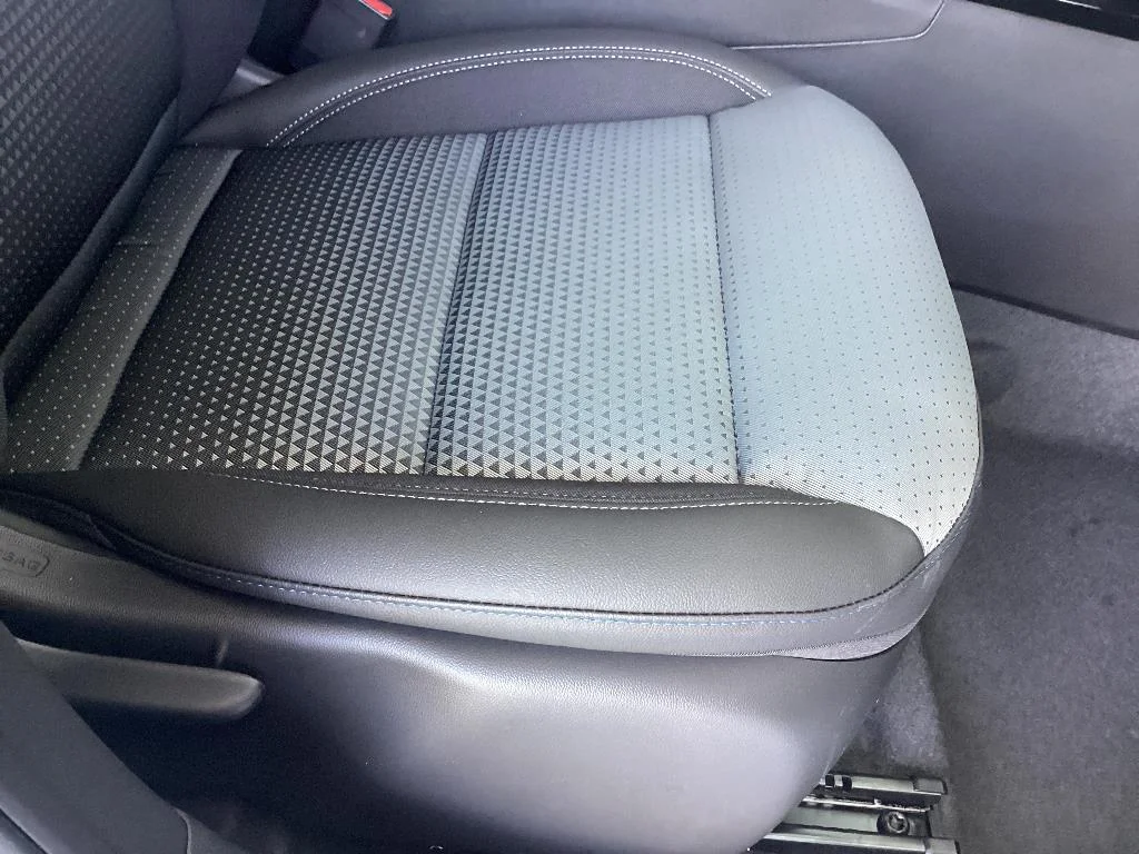 New 2026 Summit White Chevrolet LT image 18