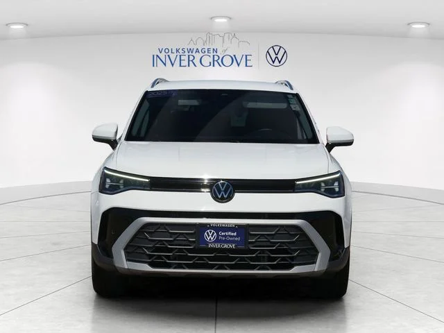 Certified 2025 Volkswagen Taos SE with VIN 3VVUC7B29SM043852 for sale in Inver Grove Heights, Minnesota