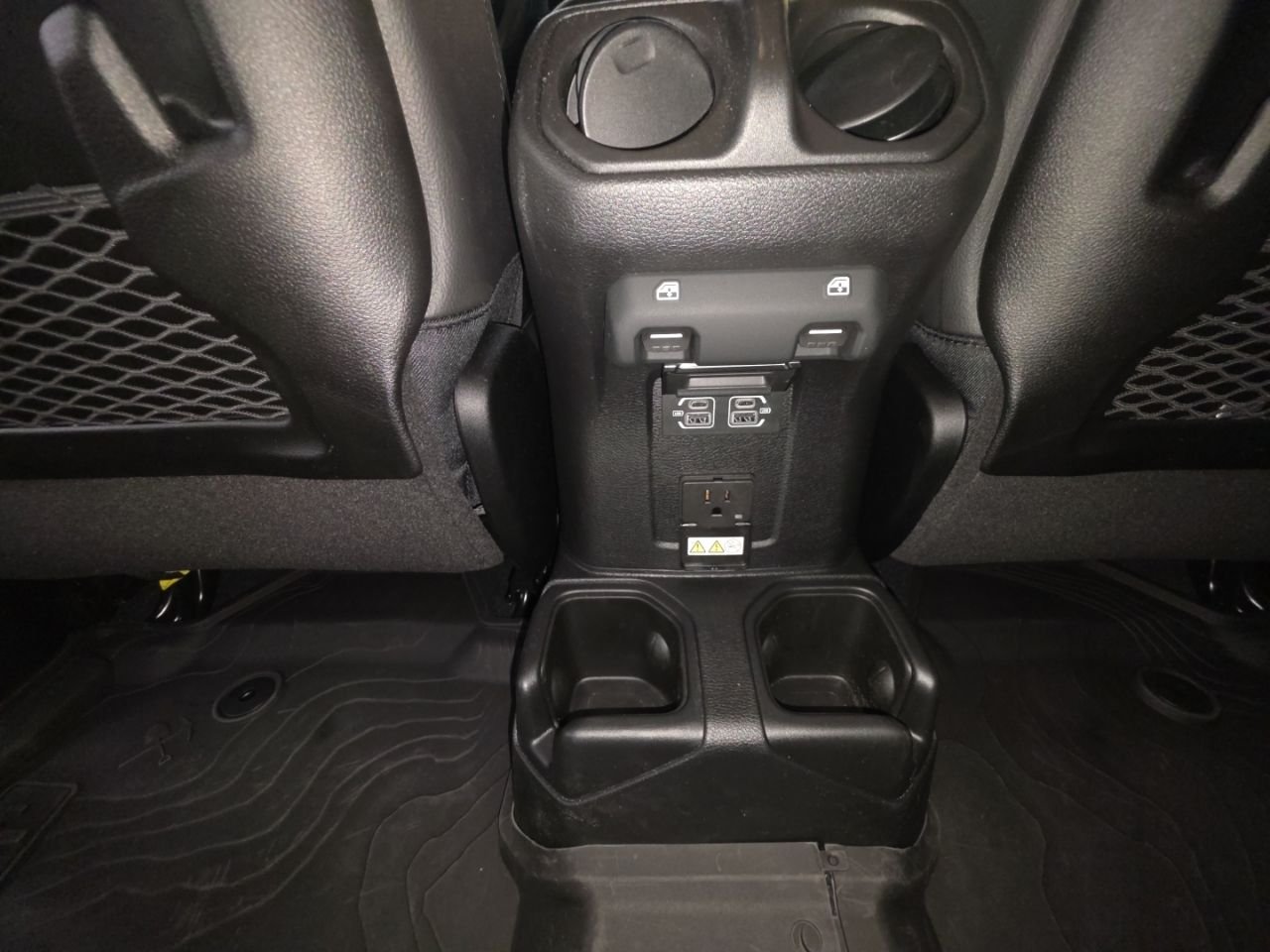 2025 Jeep Gladiator High Tide - Photo 16