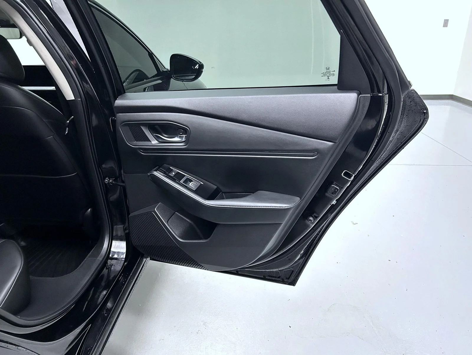 Used 2024 Black Honda Touring image 17