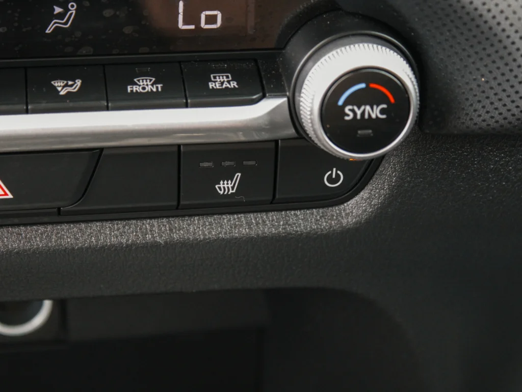 Used 2025 Polymetal Gray Metallic Mazda Preferred image 18