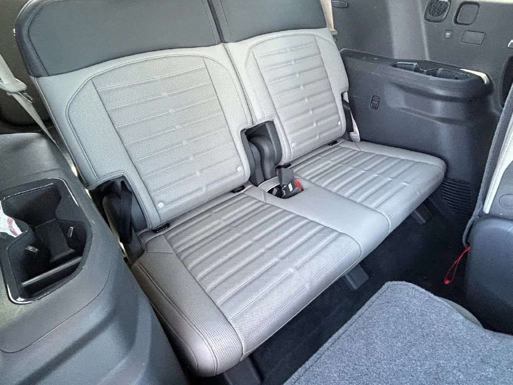 Used 2024 Green Kia Land image 12