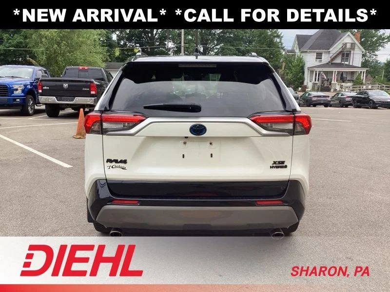 Used 2020 White Toyota XSE image 6