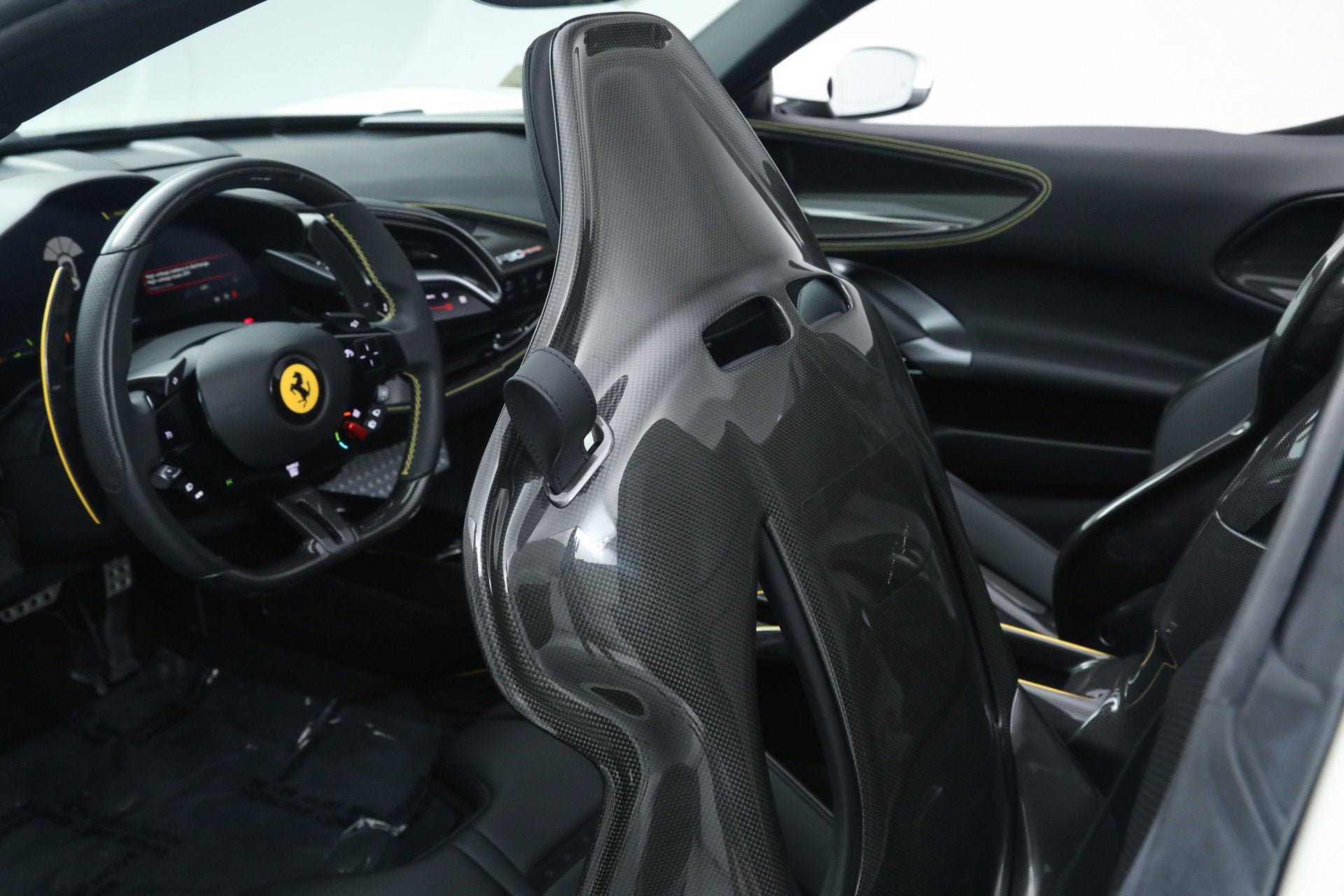 Certified Used 2024 Bianco Birdcage Ferrari  image 41