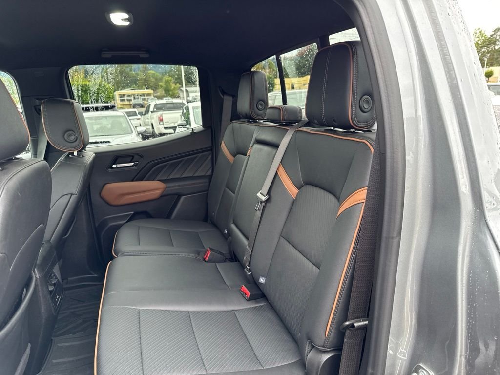 Used 2024 Sterling Metallic GMC AT4 image 5