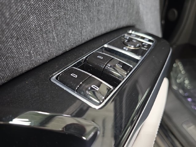 2026 Cadillac Escalade Platinum Sport - Photo 23