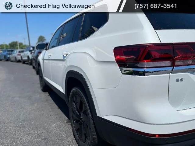New 2026 White Volkswagen 2.0T SE w/Technology image 8