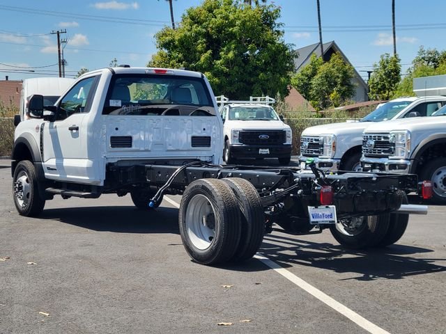New 2026 Oxford White Ford F-550® XL image 2