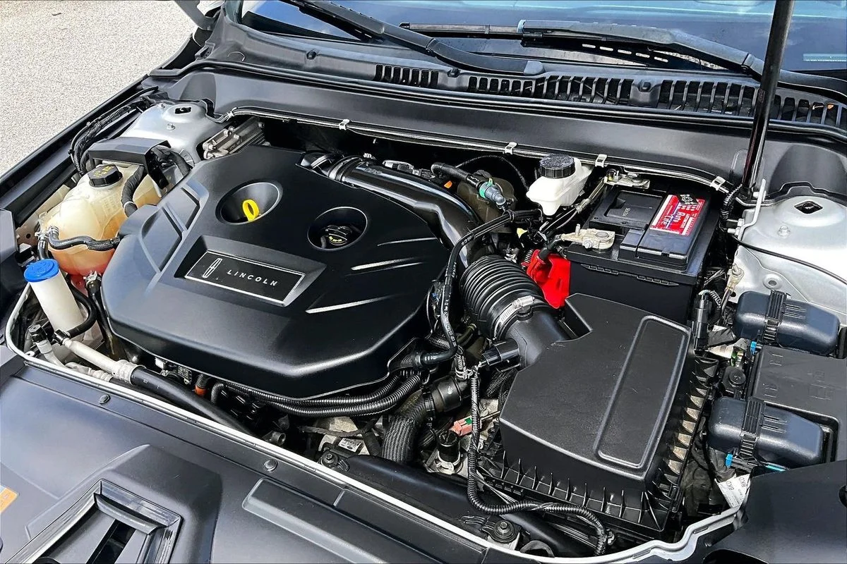 Used 2019 Silver Lincoln Reserve II image 33