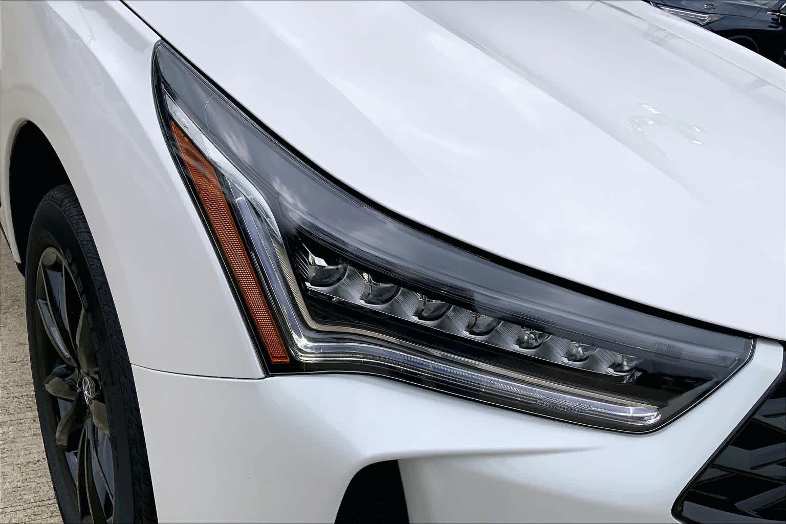 New 2026 Platinum White Pearl Acura  image 13