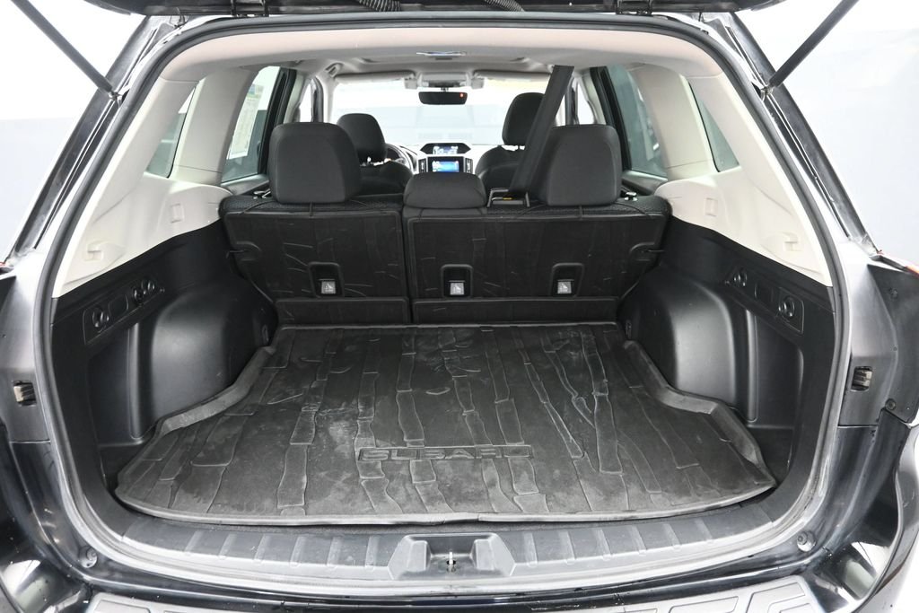 Used 2020 Black Subaru Premium image 11