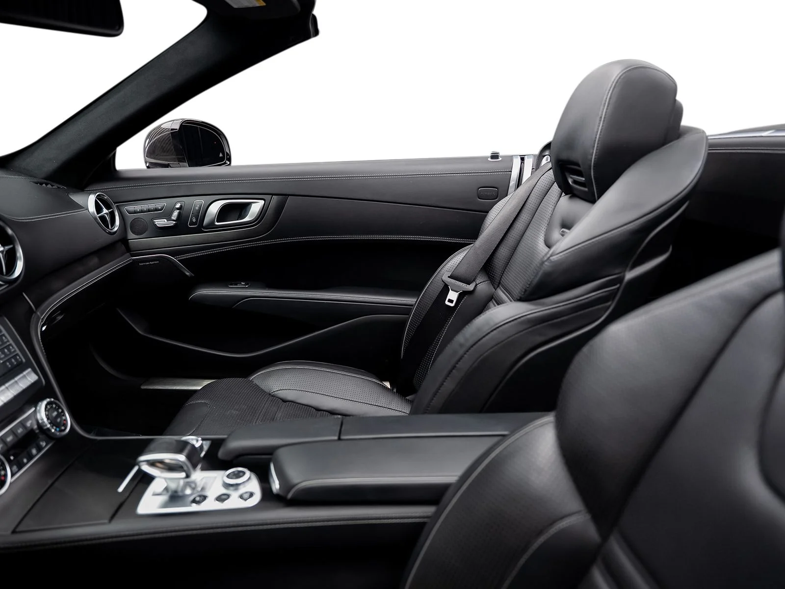 Used 2017 White Mercedes-Benz SL 63 AMG® image 61