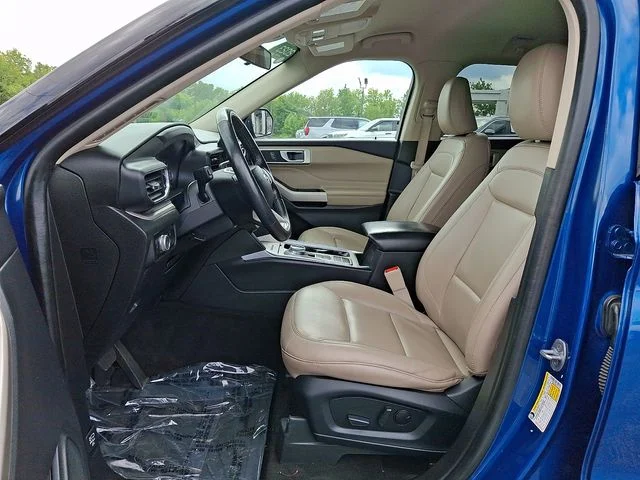 Used 2023 Blue Ford XLT image 14