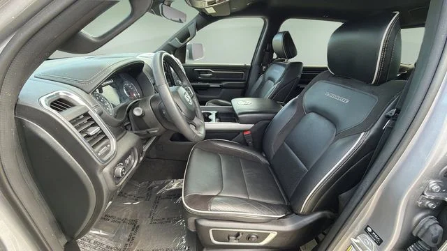 Used 2025 Silver Ram Laramie image 18