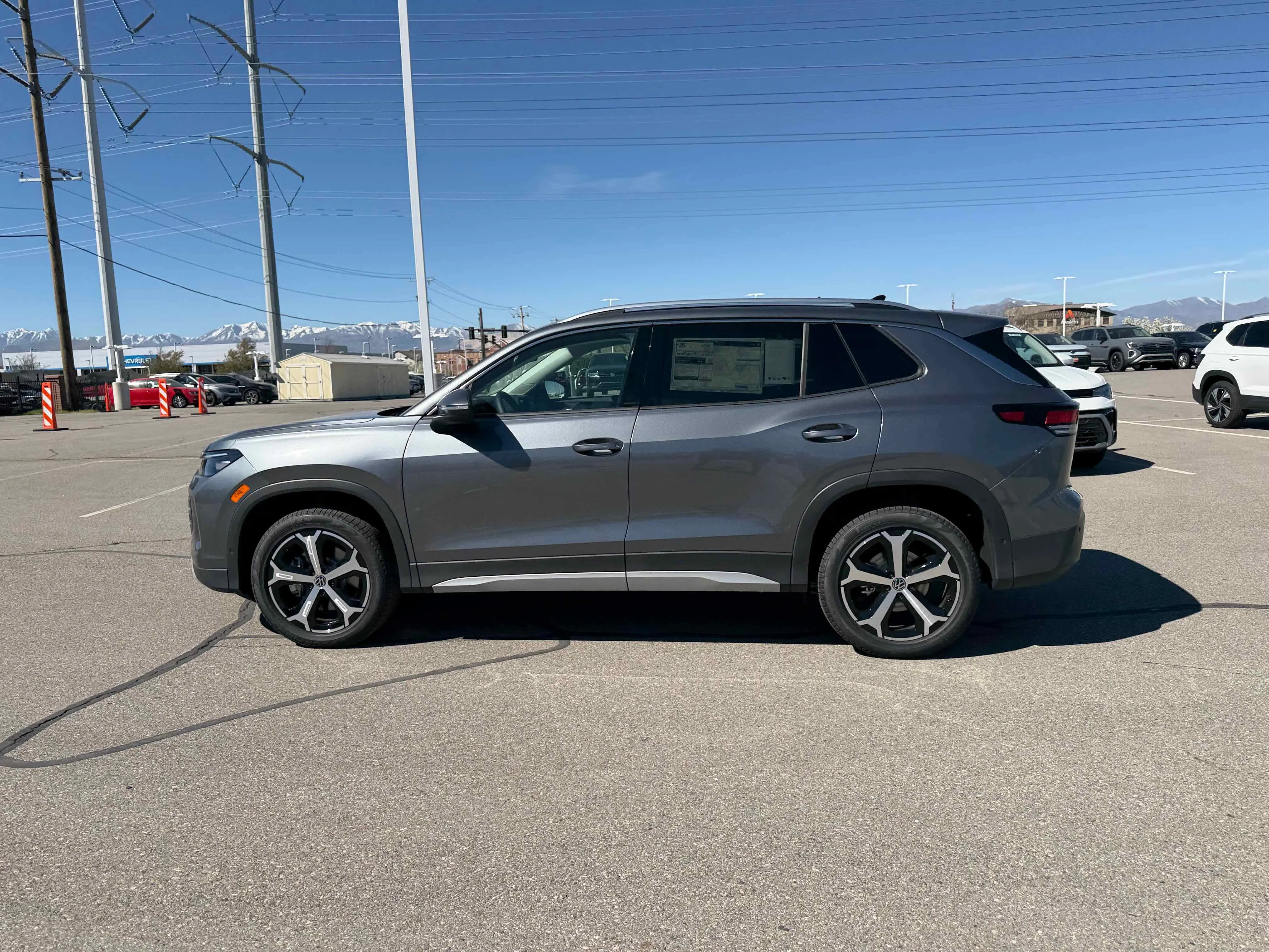 New 2026 Platinum Gray Volkswagen SE image 2