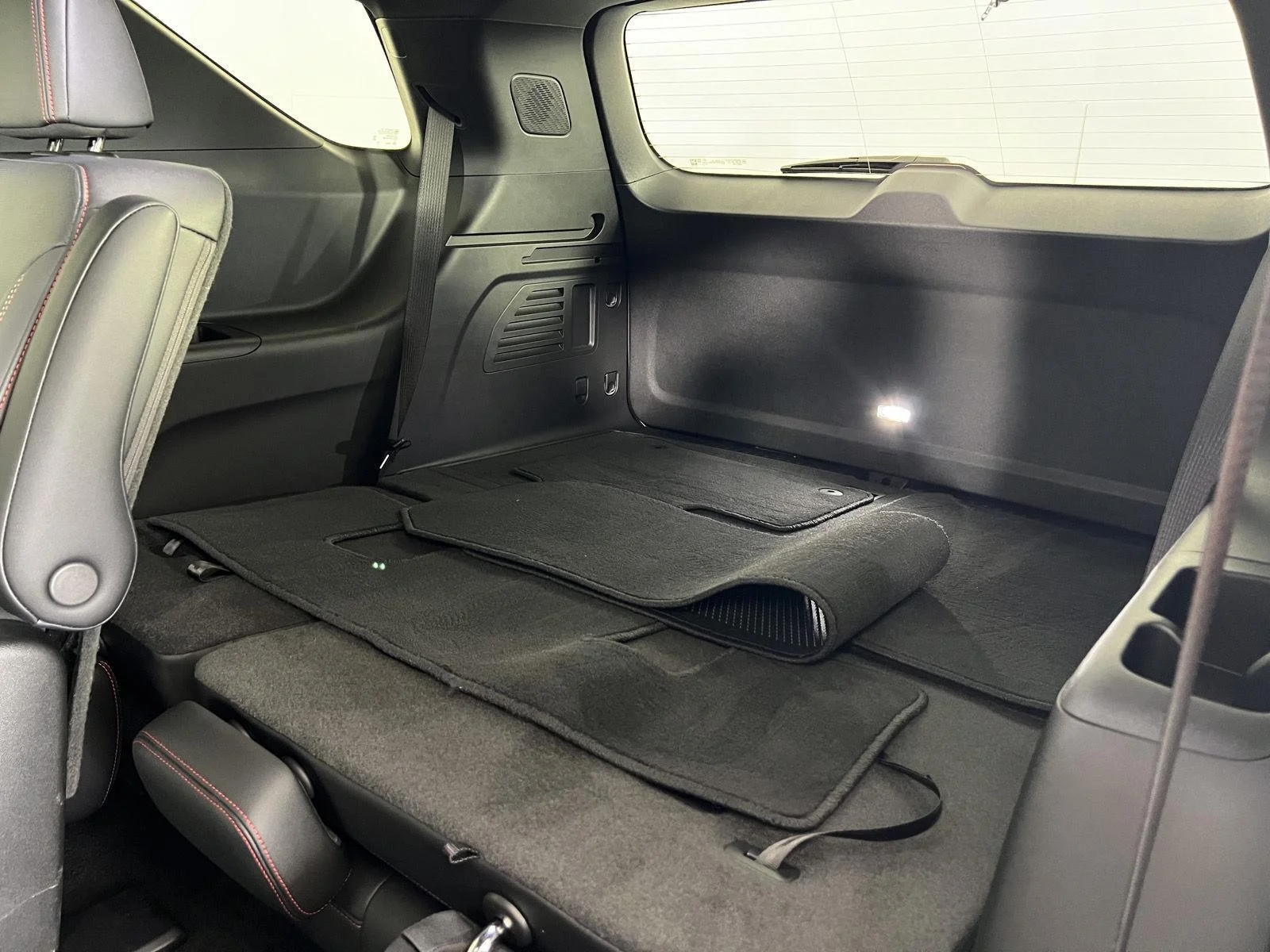 New 2026 Sterling Gray Metallic Chevrolet Z71 image 21