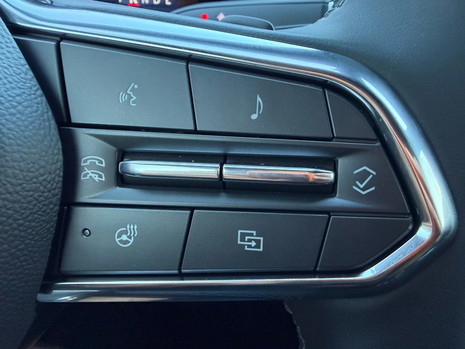 New 2027 Sterling Gray Metallic Chevrolet LT image 22
