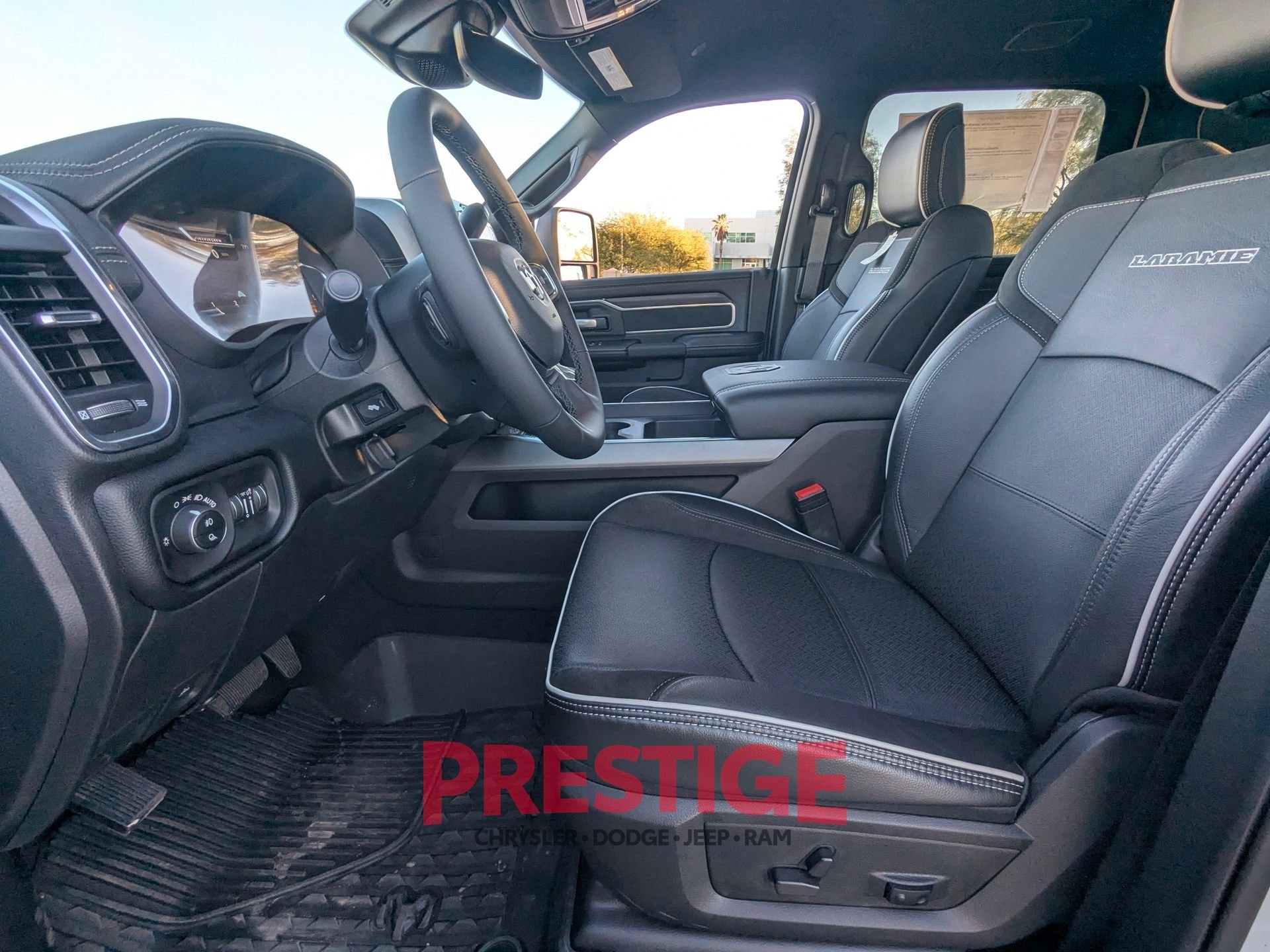 New 2026 Bright White Clear-Coat Exterior Paint RAM Laramie image 23