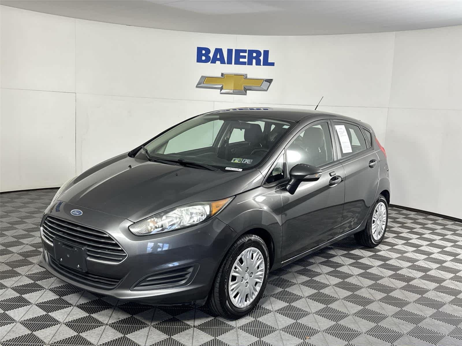 2016 Ford Fiesta SE Hatch's photo