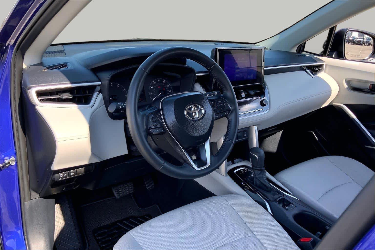 Certified Used 2025 Blue Crush Metallic Toyota LE image 17