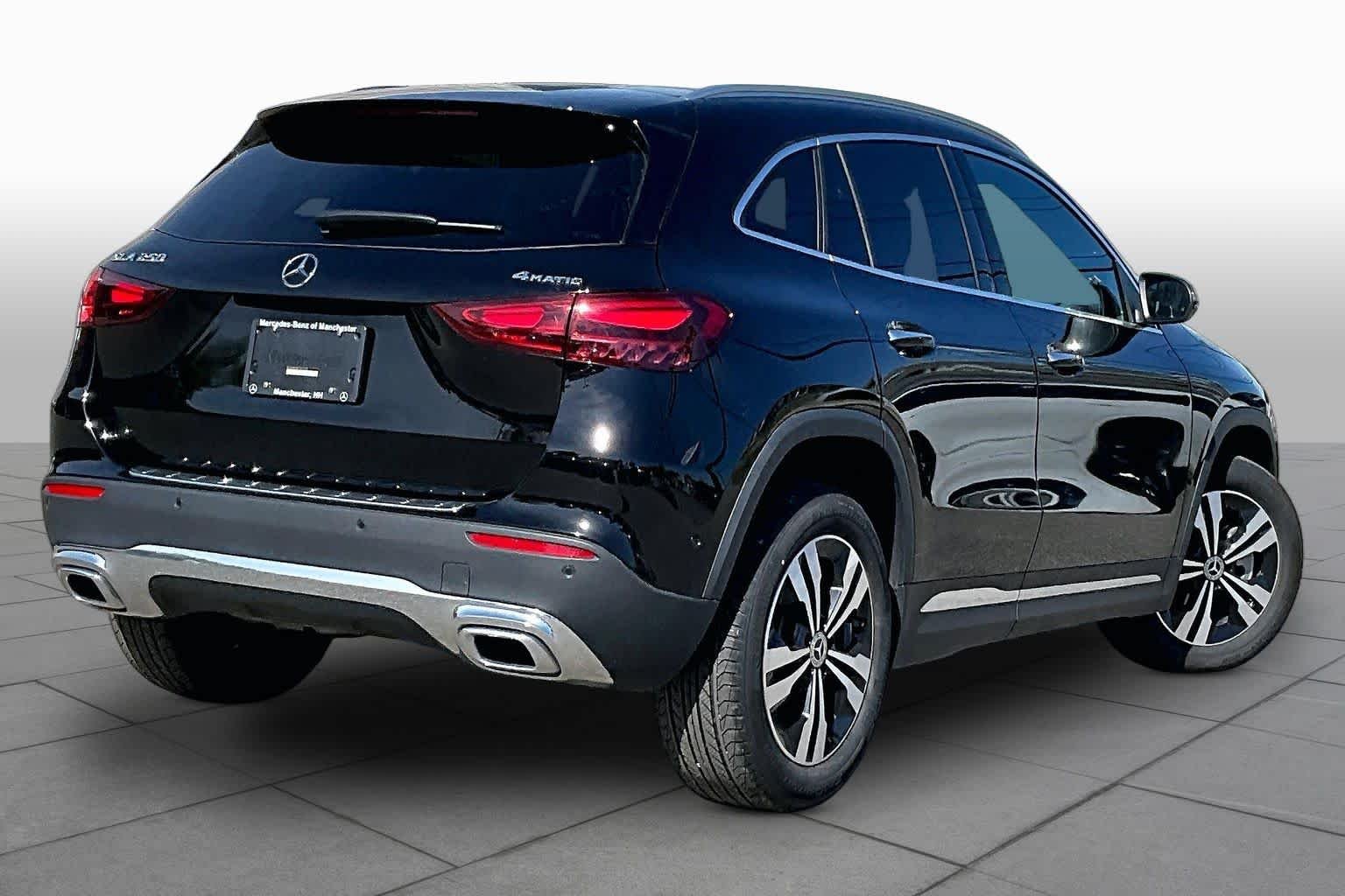 Certified Used 2026 Night Black Mercedes-Benz GLA 250 image 13