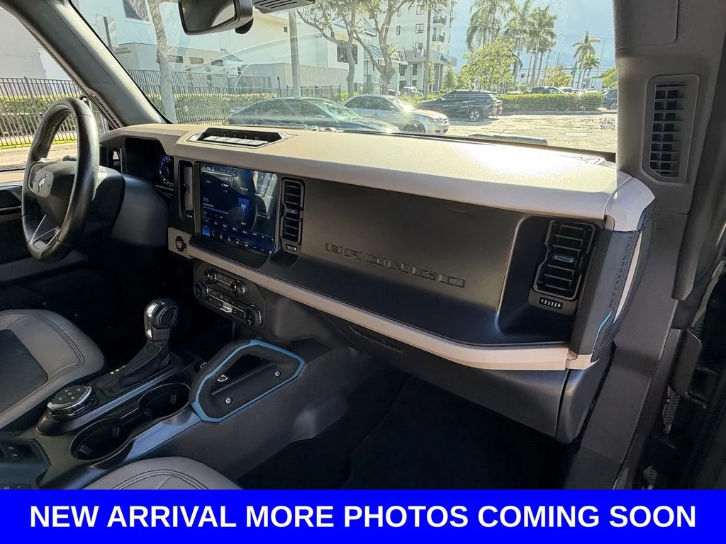 Used 2022 Gray Ford Wildtrak image 18
