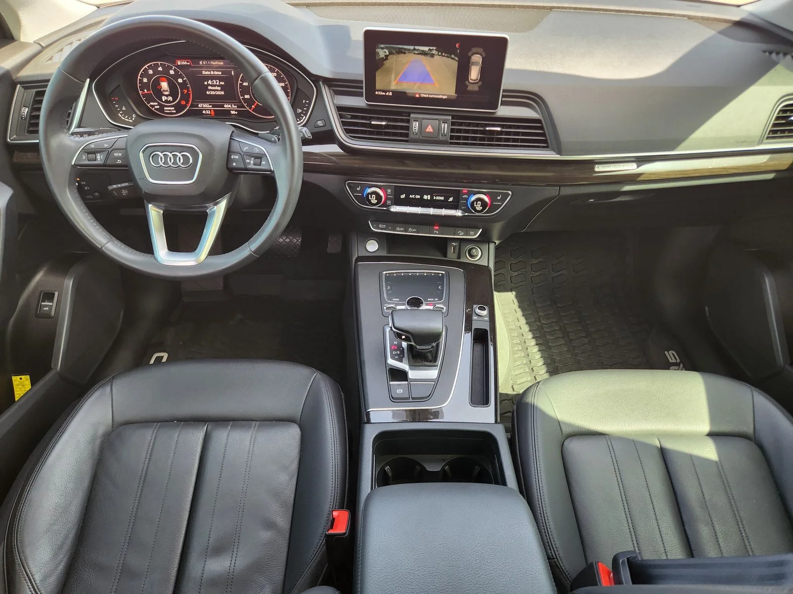 Used 2020 Silver Audi 45 Premium Plus image 27