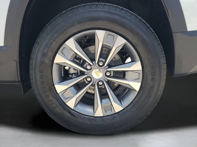 New 2026 Summit White Chevrolet LT image 35