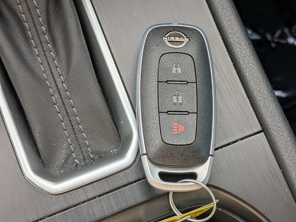 2025 Nissan Kicks SV - Photo 32