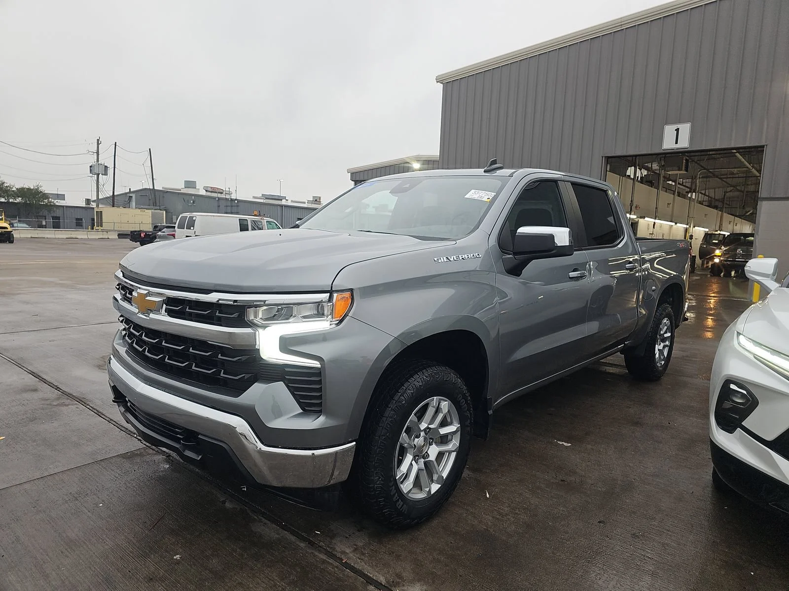 2023 Chevrolet Silverado 1500 LT 2FL 4X4 Crew Cab Short Box's photo