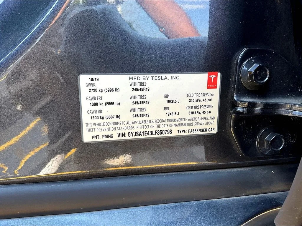 Used 2020  Tesla Performance image 18