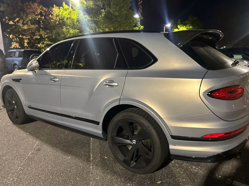 Used 2022 Black Bentley V8 image 8