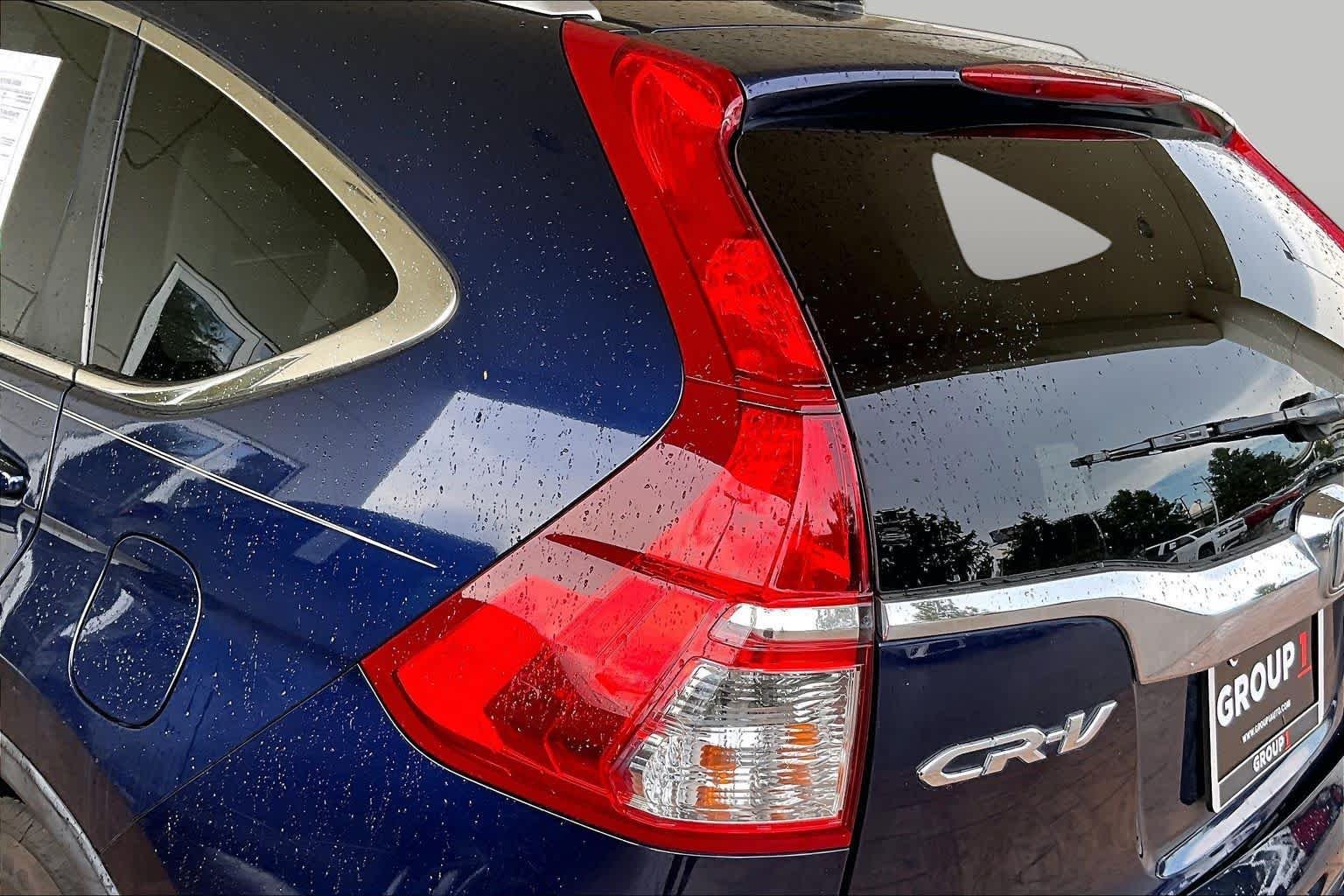 Used 2016 Obsidian Blue Pearl Honda EX-L image 27