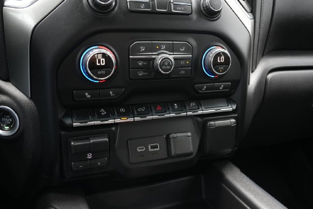 Used 2019 Black Chevrolet RST image 16