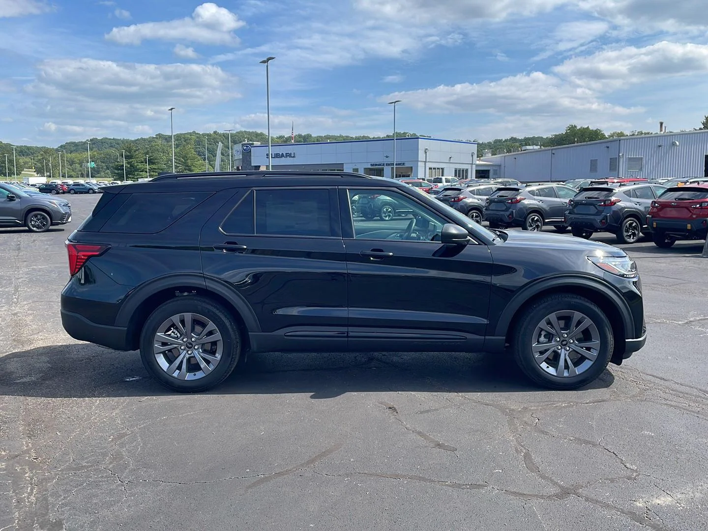 New 2026 Agate Black Metallic Ford Active w/200A Pkg image 6