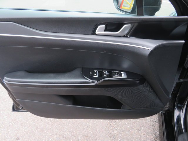 Used 2021 Ebony Black Kia LXS image 20