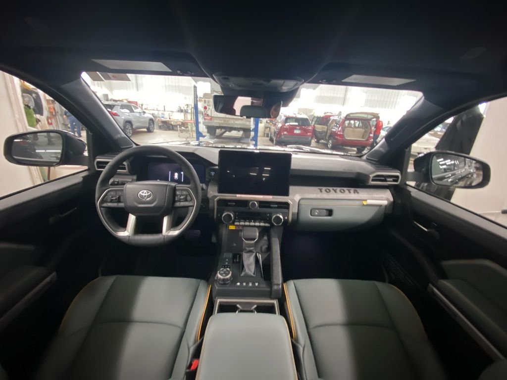 2026 Toyota Tacoma Trailhunter - Photo 9