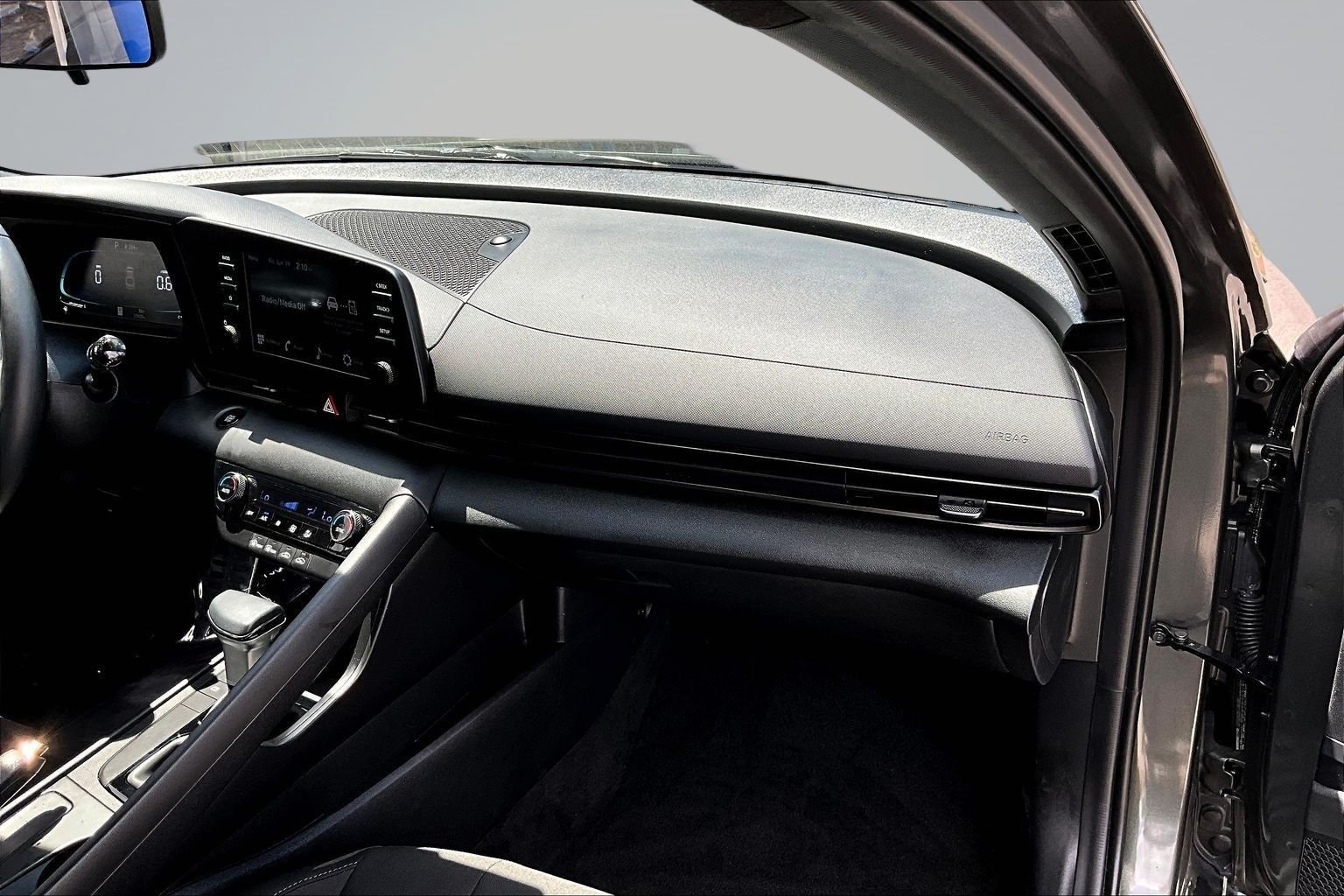 Certified Used 2025 Gray Hyundai SEL Sport image 28