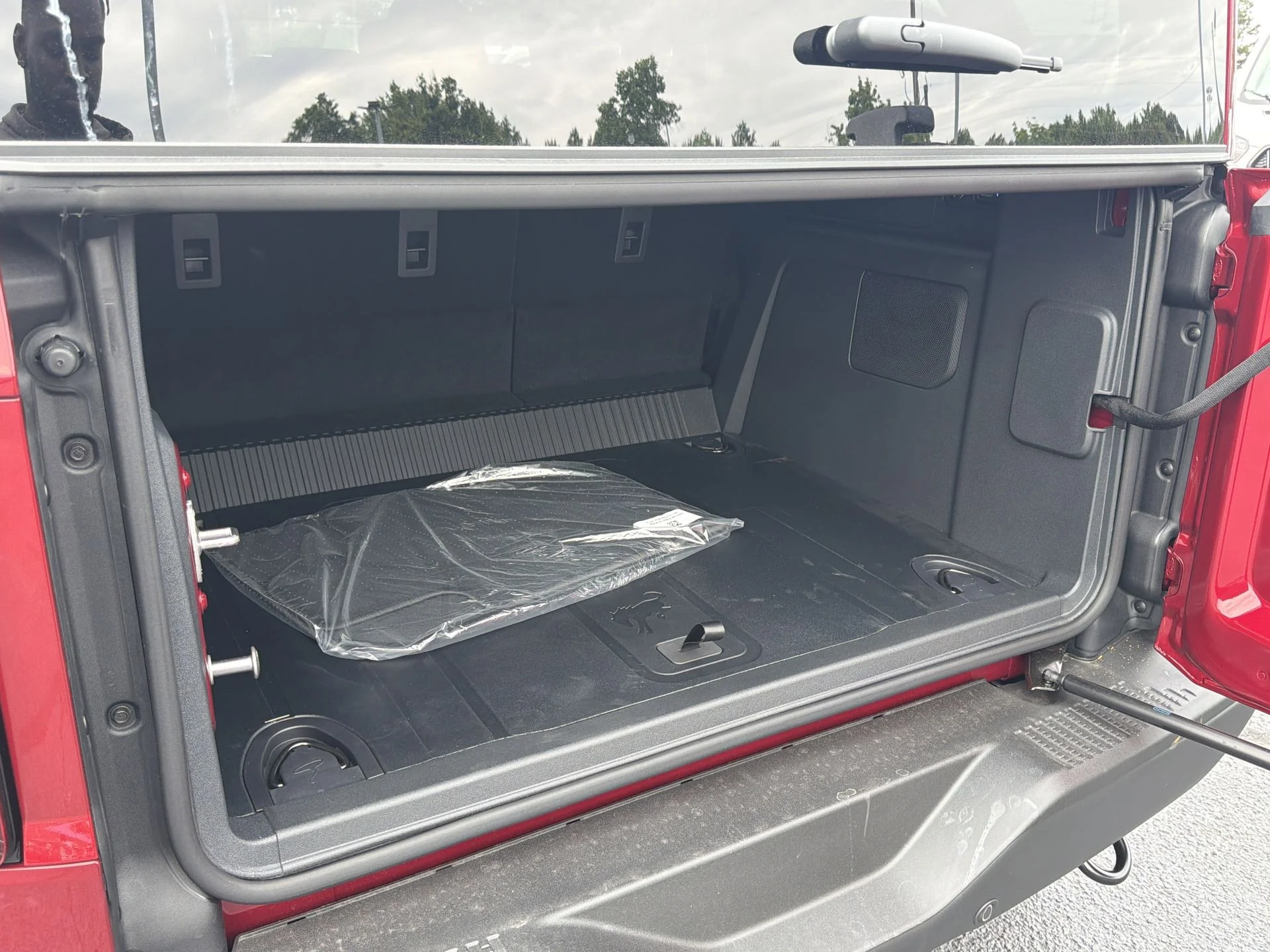 New 2026 Ruby Red Metallic Tinted Clearcoat Ford Badlands® image 27