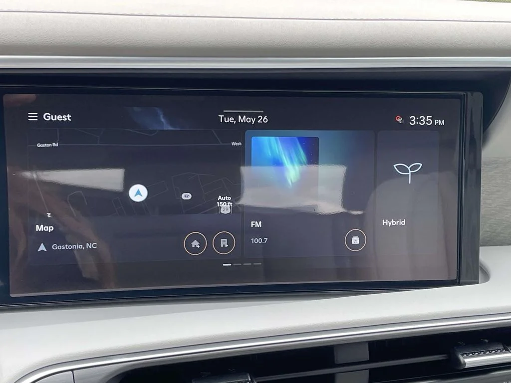 New 2026 White Hyundai SEL Premium image 28